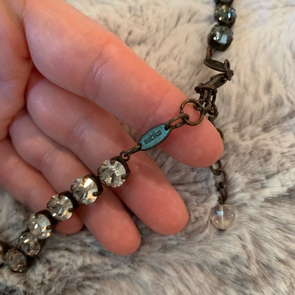 Sabika Modern Way crystal choker - Picture 4 of 6